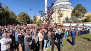 Malatyadaki STK'lar Filistin'de şehid olanlar için gıyabi cenaze namazı kıldı.