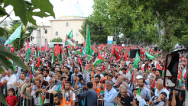 Malatya'da Binlerce Kişi Büyük Gazze Mitinginde Buluştu